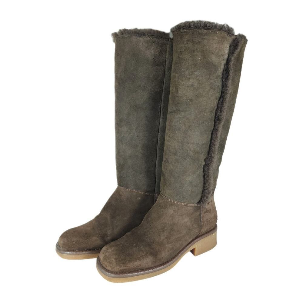 La CANADIENNE Tall Shearling-Lined Suede Boots in Dark Brown